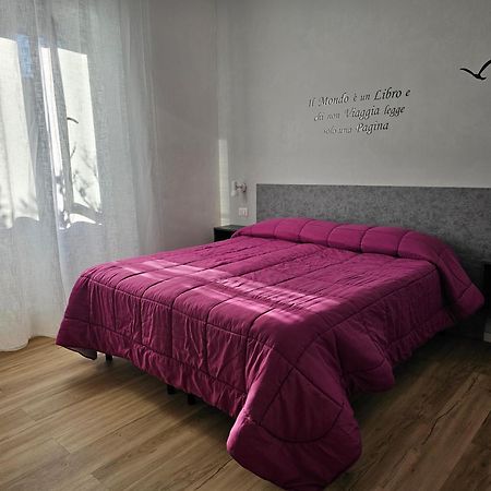 Cecchina L'Arancio B&B מראה חיצוני תמונה