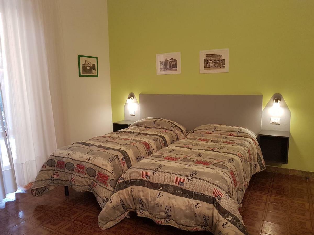 Cecchina L'Arancio B&B מראה חיצוני תמונה